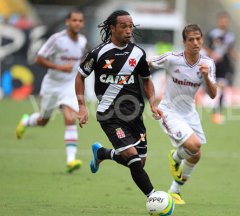 Jogador do Vasco tem mal súbito no banco de reservas