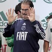 Operado, goleiro ídolo do Palmeiras continua com quadro estável