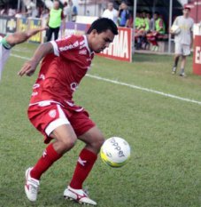 Série C: Ex-lateral do São Paulo renova contrato com Mogi Mirim