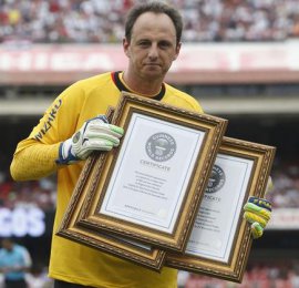 Seleção do Brasileirão com defesa surpresa, meio pegador e técnico promissor