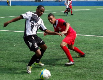 Sub 17 do Osasco cansa de perder gol e sofre virada na estreia do Paulistão