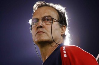 Francês: Olympique de Marselha revela acordo para ter técnico chamado de louco