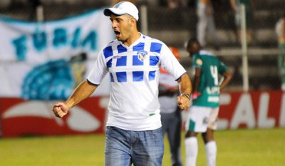 Série C: Duque de Caxias apresenta técnico e já inicia preparação