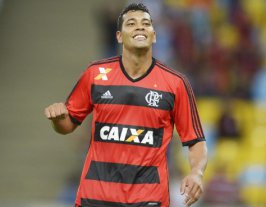 Trio reforçará Flamengo contra o Corinthians no domingo