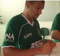 Ídolo assume base do Guarani e pode fechar parceria com time italiano