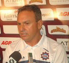 “O Caxias não será coadjuvante na Série C”, afirma o treinador Grená
