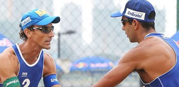 Vôlei de praia: Brasileiros avançam invictos na China