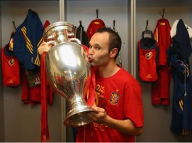 Copa 2014: Iniesta garante que a Espanha não tem medo do Brasil