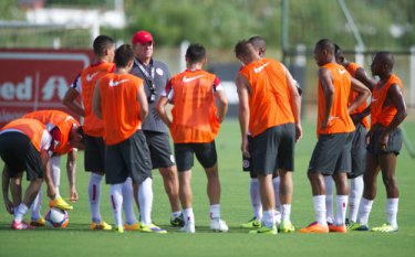 Brasileirão: Alex treina e está confirmado no Inter contra o Botafogo