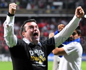 Campeão com o São Paulo, Pintado quer conquistar o mundo com time mexicano