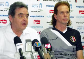 Série B: Novo técnico faz mudanças pontuais no Santa Cruz