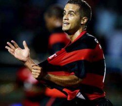 Série B: Ponte Preta contrata ‘meia de R$ 130 milhões’ do Flamengo