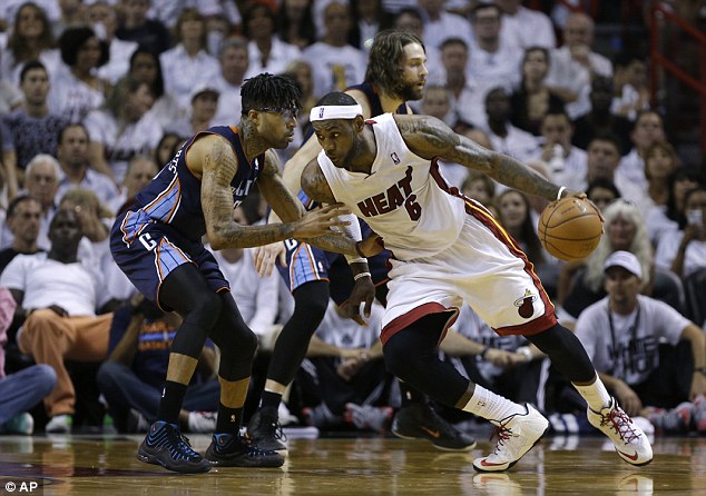 Basquete: Heat ‘varre’ Bobcats e Spurs empata série nos playoffs