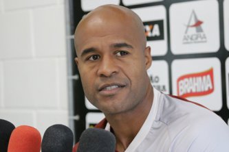 Solidário? Após técnico, ex-volante do Palmeiras deixa Figueirense