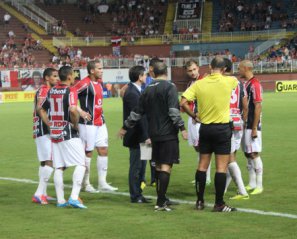 Série B pode conhecer primeiro rebaixado na próxima semana. Entenda!