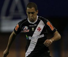 Série B: Santa Cruz se aproxima de contratação de ex-lateral do Guarani