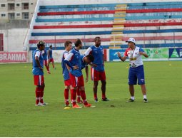 Série C: Fortaleza apresenta ex-meia de Fluminense e Santos