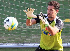 Série B: Uruguaio treina e reforça Vasco contra o Atlético-GO