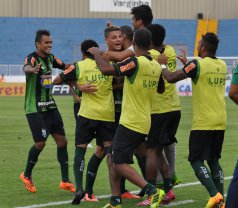 Boa Esporte 1 x 3 América-MG – Na bola parada, Coelho lidera a Série B