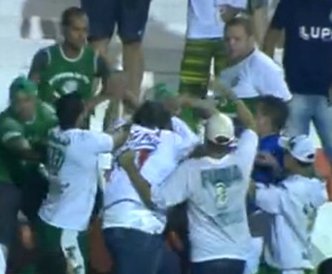 Série C: Árbitro relata briga de Organizadas na súmula e Guarani pode perder mando