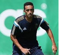 Zagueiro do Palmeiras é punido por pênalti não marcado