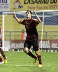 Série B: Atlético-GO acerta com zagueiro rodado no interior paulista