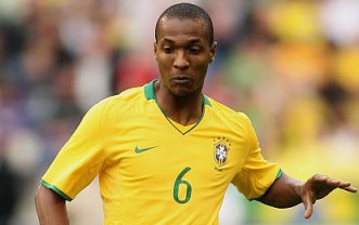 Paulista A3: Ex-lateral de duas Copas pode ser o novo investidor do São José “B”