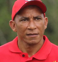 Joinville conta com invencibilidade em casa para seguir com 100% na Série B