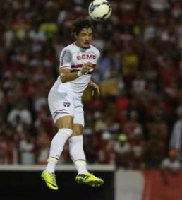 Atacante do São Paulo vive expectativa pela convocação para Copa