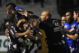 Blog do Ari: Ponte Preta, um time de muitos pequenos erros