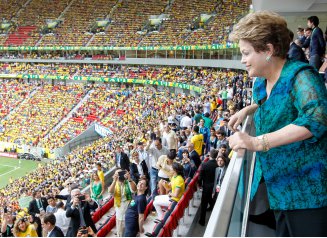 Copa 2014: Dilma faz visita e conhece palco da abertura do Mundial