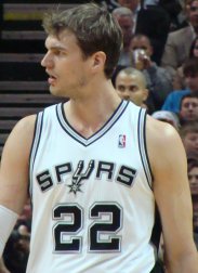 Basquete: Heat e Spurs vencem e abrem 2 a 0 nos playoffs da NBA