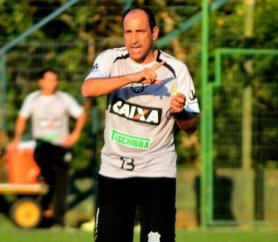 Série B: Náutico faz lista com seis técnicos e campeão catarinense é favorito