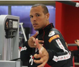 “Rei do impedimento” não treina e vira dúvida do São Paulo para o clássico