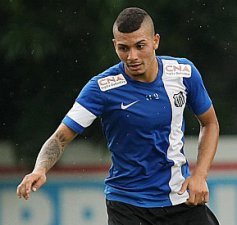 CBF corrige lista da seleção sub-21 e chama santista