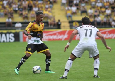 Figueirense x Santos – Alguém conseguirá a primeira vitória?