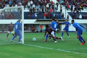 Caxias 2 x 0 São Caetano – Grená deixa Azulão pra trás e entra no G4