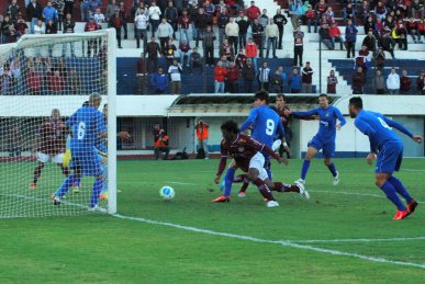 Caxias 2 x 0 São Caetano – Grená deixa Azulão pra trás e entra no G4