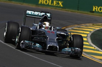F1: Hamilton fatura 4ª seguida e assume a liderança