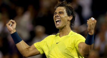 Tênis: Nishikori dá trabalho, mas desiste e Nadal leva título