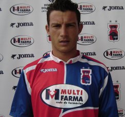 Série B: Paraná regulariza a contratação de ex-zagueiro de Ponte e Palmeiras