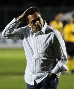 Ex-técnico do Corinthians confirma encontro com diretoria do Palmeiras