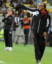 Flamengo oficializa saída de treinador e dirigente também é demitido