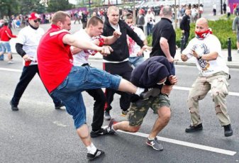 Clodoaldo Dechichi: Copa 2014 do Brasil – Sob o olhar da desconfiança da Fifa