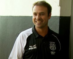 Série B: Novo treinador do Náutico desembarca em Recife