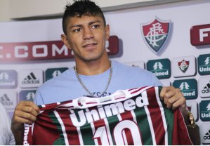 Ex-volante do São Bernardo diz que deve estrear no Flu após a Copa