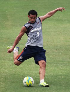 Cristóvão diz não saber se atacante fica no Flu após Copa do Mundo