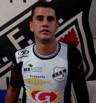 Paulista A3: Experiente lateral-esquerdo é a arma do Independente