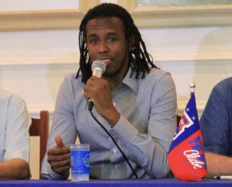 Série B: Ex-zagueiro da Seleção deve deixar gerência do Paraná