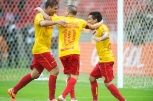 BRASILEIRÃO: Corinthians estreia em Arena e Inter quer seguir na ponta